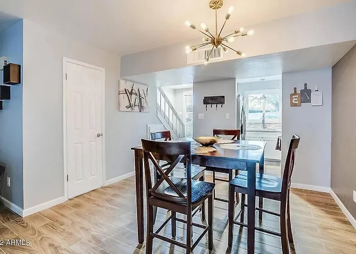 Holiday home Premium Townhome Near Old Town W Pool *