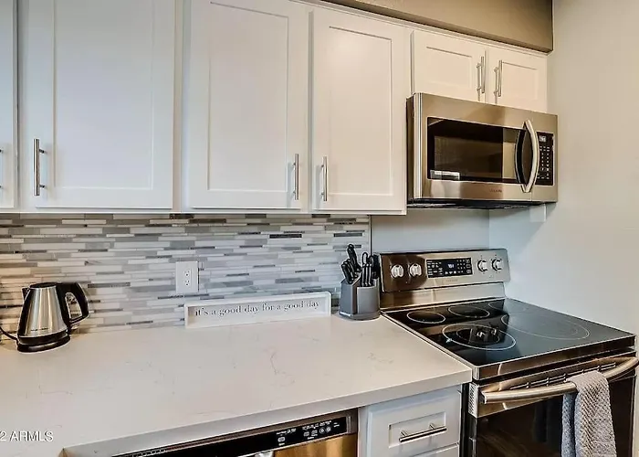 Premium Townhome Near Old Town W Pool Holiday home Scottsdale